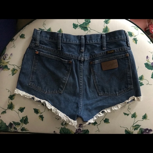 Wrangler High Waisted Jean Shorts - Picture 2 of 4